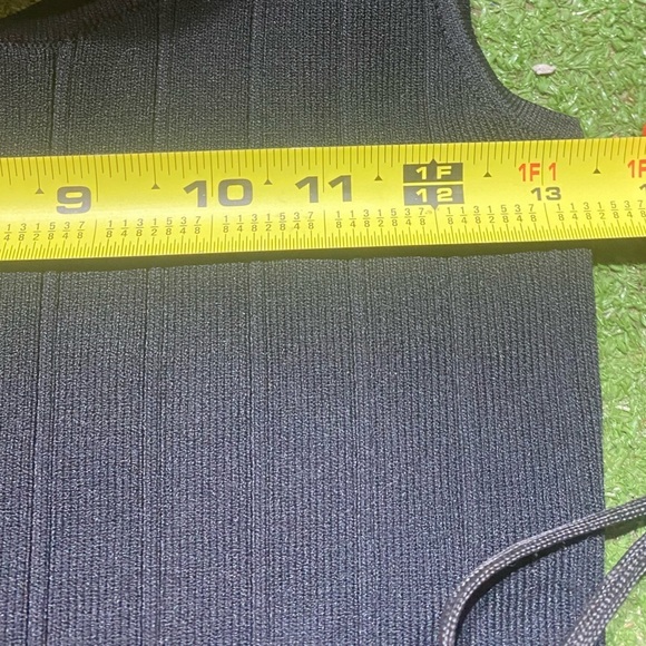 J crew NWT Super Sculpt Sweater Tank I Size: M - Picture 10 of 11